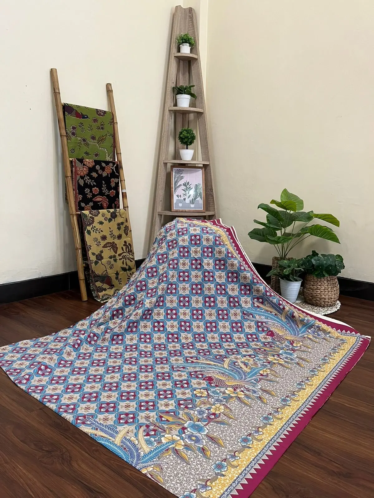 Textiles & Fashion verified product photo 1